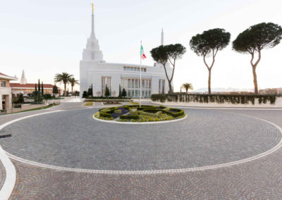 Tempio Mormone di Roma con esterni pavimentati en porfido del Trentino